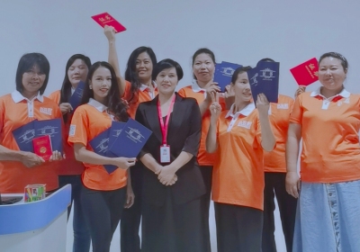 深圳小哥帮高端家政响应国家政策，帮助农村妇女解决就业困难问题